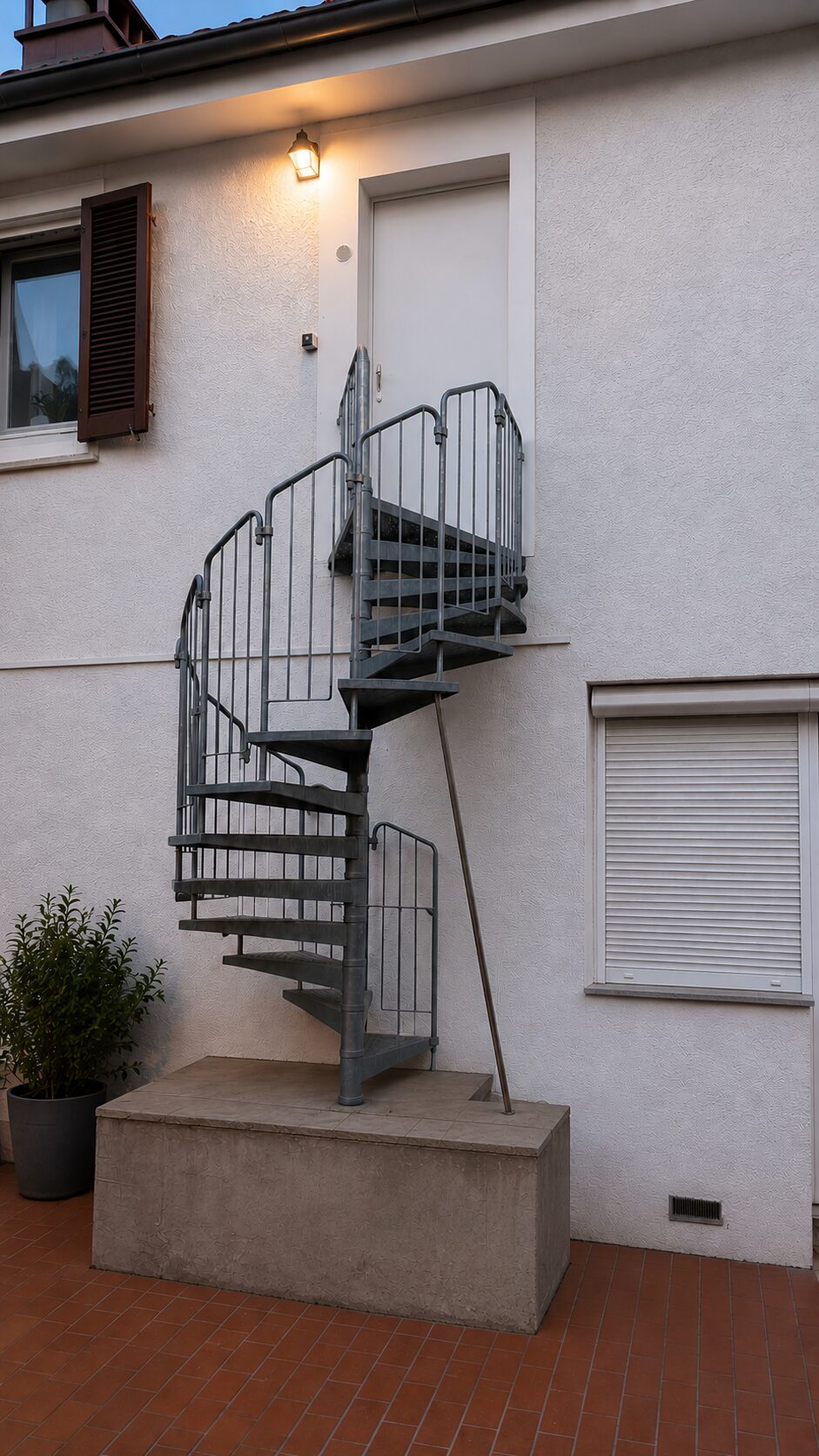 Eigener Eingang über die Wendeltreppe